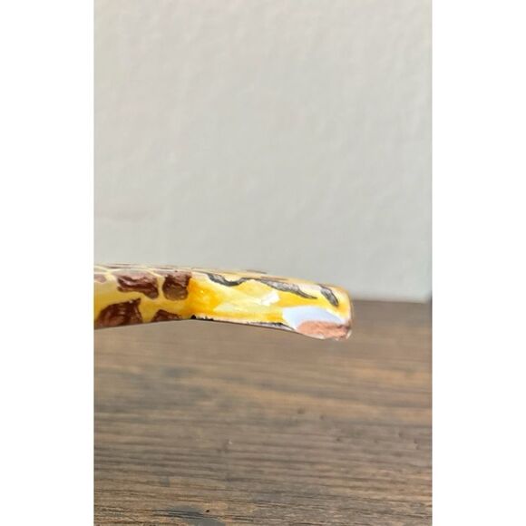 FAÏENCERIES D’ART DE MALICORNE / COLLECTION GÉRARD NOURI
Small giraffe planter - Picture 10 of 10